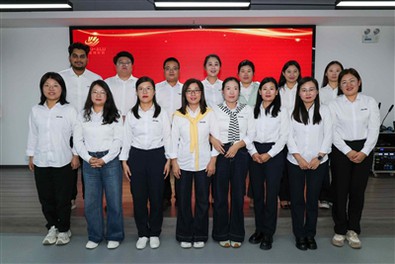 Jinhu Color Aluminium Group Sales Department 4 Πραγματοποιεί συνέδριο εργασία...